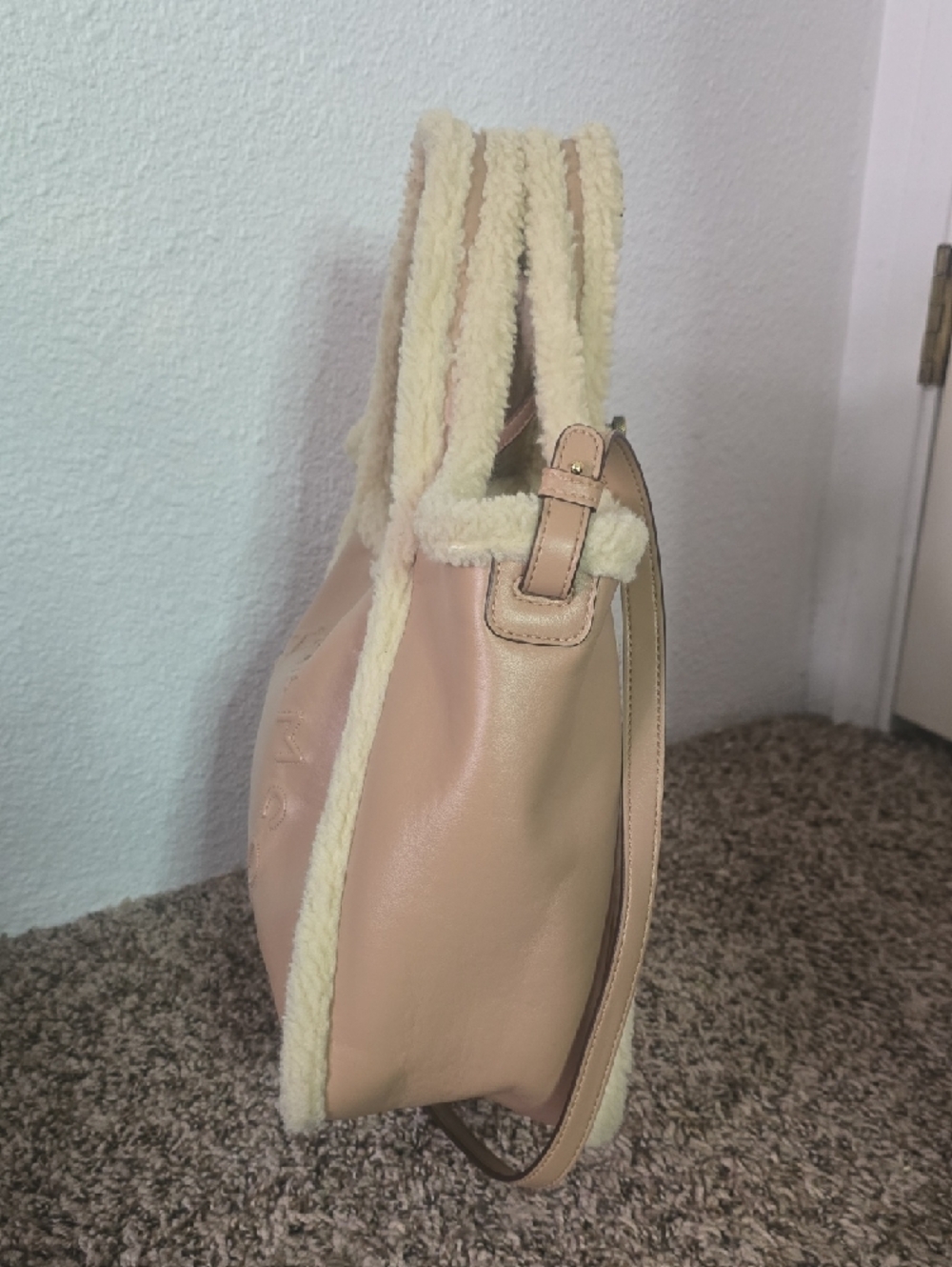 Stella McCartney Tan/Beige Faux Fur Shearling Sherpa Trim Tote W/ Pouch - Picture 10 of 16